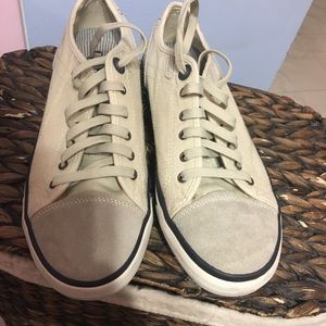 Skechers  memory foam sneakers